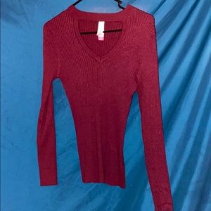 Juniors burgundy sweater size 11-13